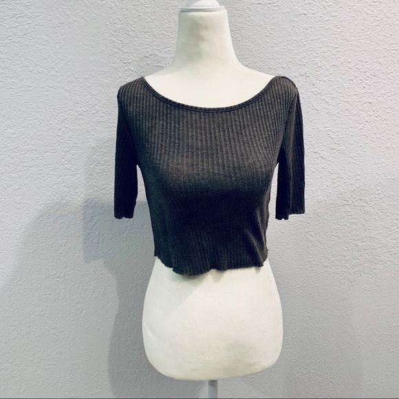 MOVING SALE! Gray Ribbed Topshop Crop Top - Picture 2 of 8
